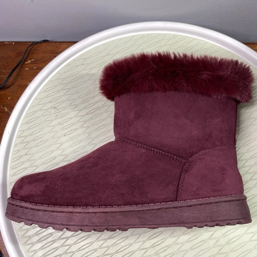 SO Paulina Women's Size 9M Faux Fur Winter Boots -‎ Burgundy Wine NWOB
